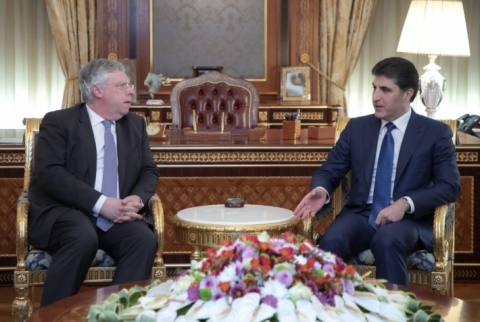 نيجيرفان بارزاني يؤكد ضرورة بقاء قوات التحالف لمحاربة داعش في العراق