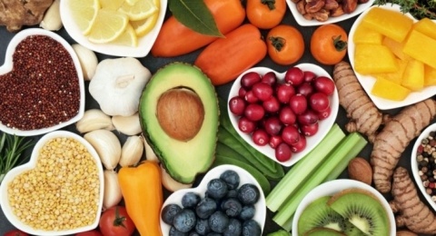 خمس أطعمة تستطيع أن تتناولها قدر ما تشاء… ولا تزيد من وزنك !