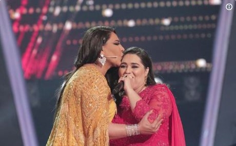 أحلام تحضر مفاجأة للفائزة العراقية في برنامج 