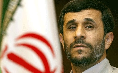 أحمدی نجاد یترشح للانتخابات الرئاسیة في إیران