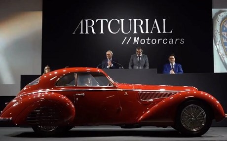 سيارة موديل 1939 تُباع بسعر 