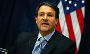 الدباغ :المالكي أبلغ وزير الدفاع الأميركي بأن الحكومة العراقية لا تريد أن ترى أي وجود أميركي أو أجنبي على الأراضي العراقية