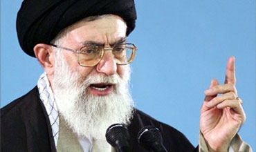 خامنئي يرفض تدخل واشنطن في الشؤون السورية