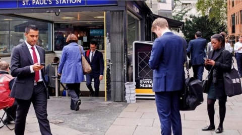 فوائد عدم استخدام الأجهزة الإلكترونية لمدة ساعة يوميا