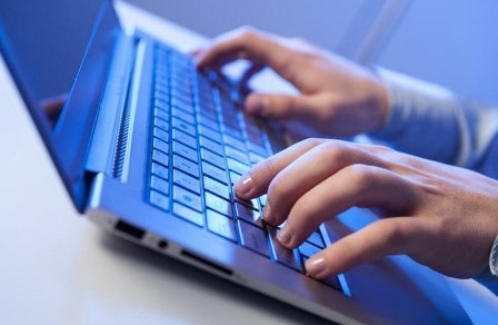 برلمان كوردستان يستدعي مسؤولين لبحث غلاء أسعار الاتصالات والانترنت