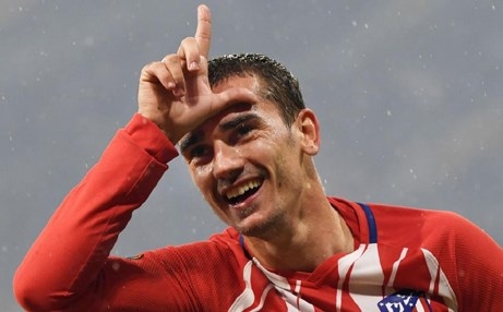 أتليتكو مدريد يعلن تمديد عقد الفرنسي غريزمان حتى 2023