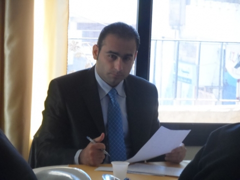 عقود من الوعود وضياع الأحلام والحال كما هو