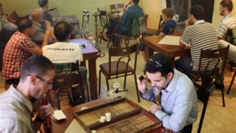 الأزمة ليست كلها سلبية