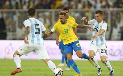 البرازيل تتوج بطلاً للسوبر كلاسيكو على حساب الأرجنتين