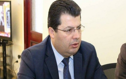 نائب عن الديمقراطي: أبلغنا عبد المهدي برفضنا استيزار أي متحزب لحقيبة العدل