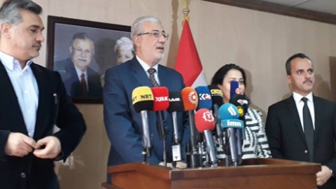 تقديم مواد البناء مجاناً لإعادة إعمار المحال في سوق لنكة بأربيل