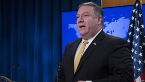 بومبيو يعلق على استقالة ظريف ويعتبره واجهة لـ