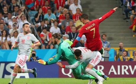 بعد مباراة ماراثونية.. رونالدو ينقذ البرتغال من هزيمةٍ إسبانيةٍ محققة في المونديال