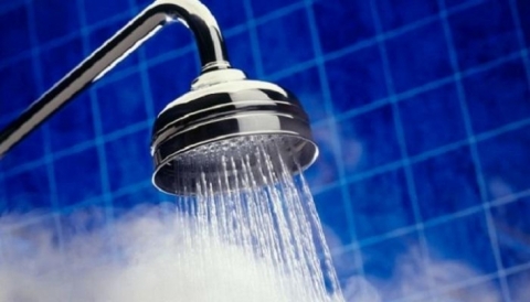 هل يقتل الاستحمام بماء ساخن فيروس كورونا؟