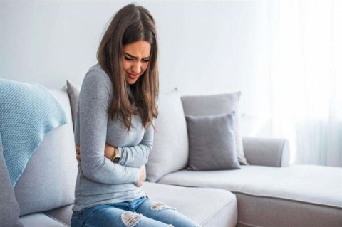 5 علاجات طبيعية منزلية لتخفيف الإمساك