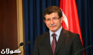 داود أوغلو: تركيا تدعم أي مبادرة جديدة لحل الملف السوري