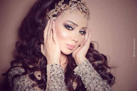 وفاة الفنانة السورية دينا هارون