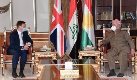 الرئيس بارزاني يستقبل السفير البريطاني لدى العراق