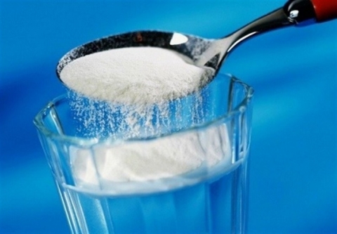 تجارب لتحديد فعالية الغرغرة بالماء المالح لعلاج فايروس 