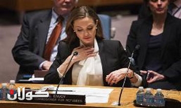 أنجلينا جولي أعلى الممثلات دخلاً في هوليوود