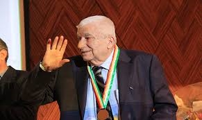 وفاة الكاتب والمثقف الكوردي عزالدين مصطفى رسول