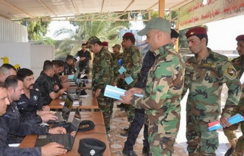 الدفاع العراقية تعيد إلى الخدمة أكثر من 100 ألف جندي مفصول