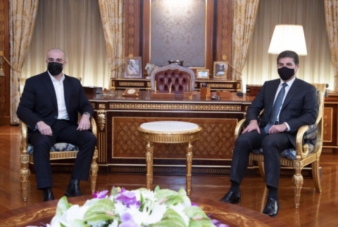 رئيس إقليم كوردستان والرئيس المشترك للوطني الكوردستاني يشددان على أهمية وحدة الصف