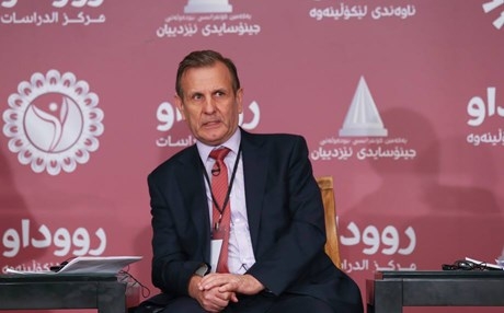 أكاديمي روسي: على الكورد أن يقصدوا دمشق ويتفاوضوا مع الأسد