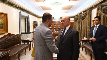 فؤاد حسين يبحث مع محافظ نينوى سبل توفير الخدمات والارتقاء بالواقع المعيشي في المحافظة