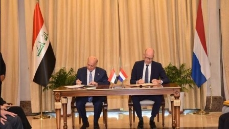 د.فؤاد حسين يوقع إتفاقية تجنب الإزدواج الضريبي مع مخول الحكومة الهولندية