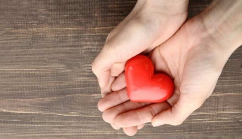 حُب النفس وسيلة فعالة لخفض معدل ضربات القلب وتقوية المناعة