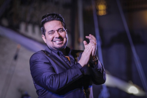 مفاجأة .. الفنان حاتم العراقي مقدم برنامج في mbc العراق