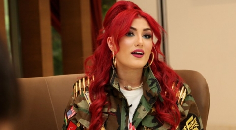 الأمم المتحدة تقدم جائزتين للمغنية الكوردية هيلي لوف