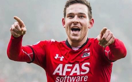 توتنهام يوقع عقداً مع المهاجم الهولندي يانسن