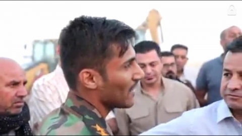 نقل الضابط الذي منع ذوي المؤنفلين من رفع علم كوردستان الى كركوك ونائب يطالب بمكافأته