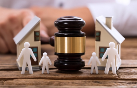 مساعدة الأطفال في التغلب على مشكلات طلاق الوالدين