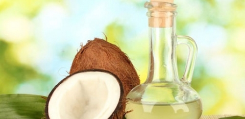 6 فوائد لزيت جوز الهند