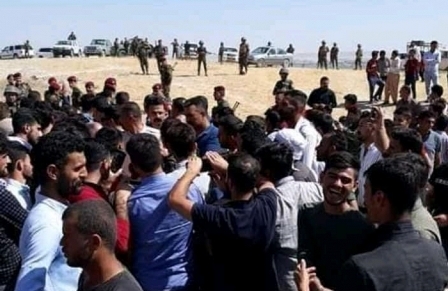 أهالي القرى الكاكائية شرق الموصل يقطعون الطرق أمام صهاريج نقل النفط