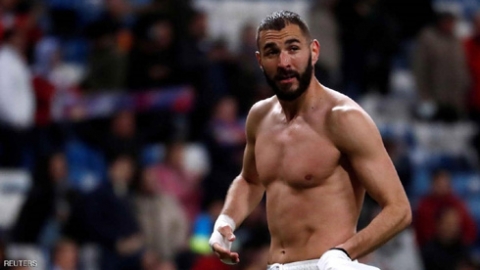 هدف بنزيمة المتأخر يقود ريال مدريد لفوز غير مقنع أمام ويسكا