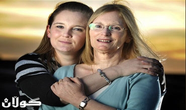 أم تعير رحمها لابنتها لتتمكن من الحمل والإنجاب!!