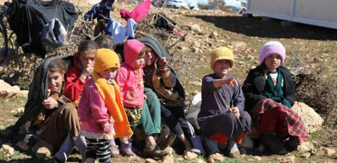 محافظ نينوى يشكر رئيس إقليم كوردستان على استقباله النازحين