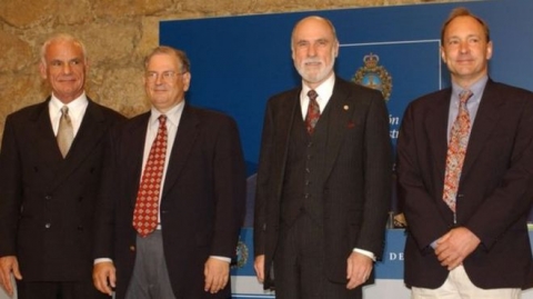 الإنترنت: وفاة لاري روبرتس أحد الآباء المؤسسين للشبكة الإلكترونية العالمية