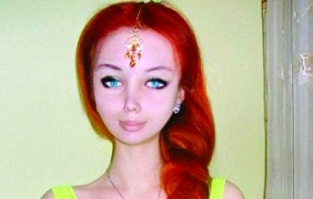 لوليتا أصغر دمية بشرية