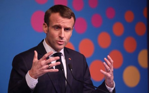 الرئيس الفرنسي: المتظاهرون يريدون الفوضى ولا علاقة للاحتجاجات بالتعبير السلمي