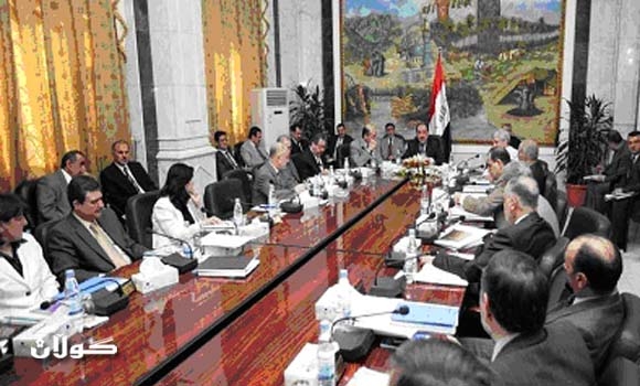 الأكراد اعتبروا القرار تصعيدا والعراقية وصفته بالاستبدادي