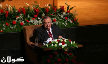 مام جلال يشيد بنضال البيشمركة القدامى في مسيرة الثورة