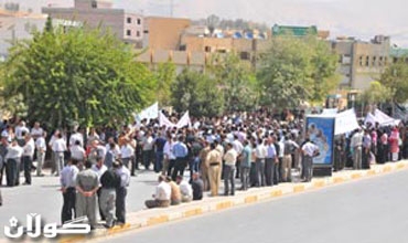 تدريسيو كوردستان ايران يهددون باعتصام شامل 