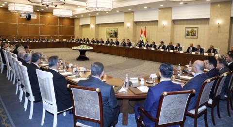 مسرور البارزاني: أمام كوردستان فرصة لتكون مركزاً تجارياً في العراق والمنطقة