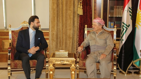 الرئيس مسعود البارزاني وجنبلاط يتباحثان المستجدات السياسية في المنطقة