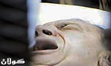 مبارك يبكي بشكل هستيري لرؤيته مقتل القذافي